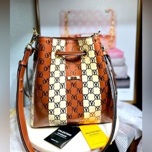Valentino by Mario Valentino EUC logo leather bucket crossbody and shoulder bag